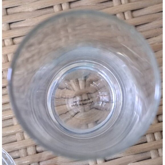 Unbranded Stemless Champagne Flutes Gold Confetti Set of 4 - Picture 4 of 8